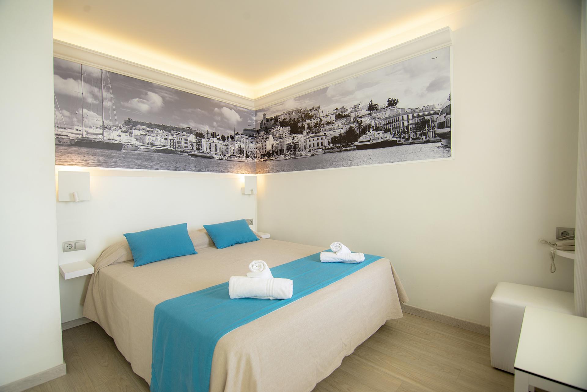Apartamentos Bora Bora - Adults Only Playa d'en Bossa Esterno foto