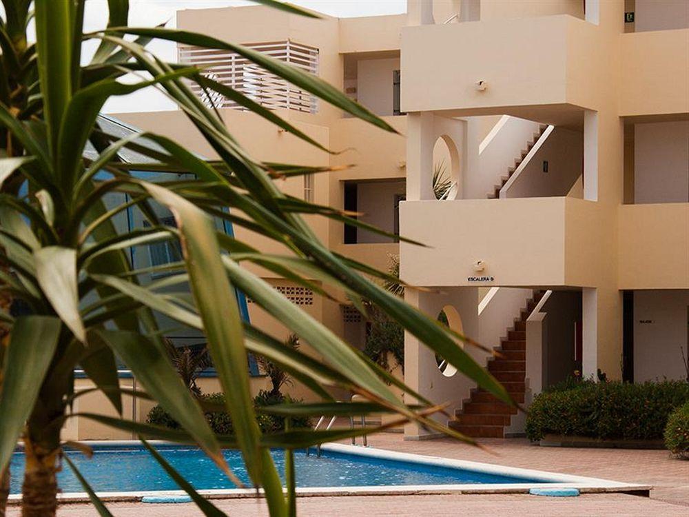 Apartamentos Bora Bora - Adults Only Playa d'en Bossa Esterno foto