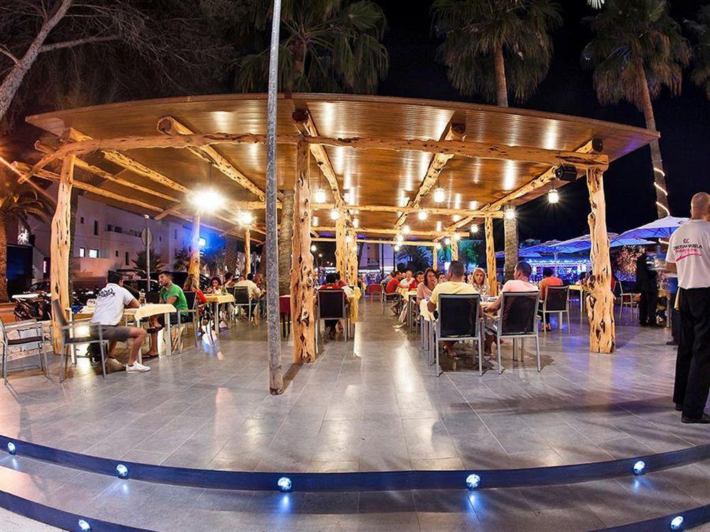 Apartamentos Bora Bora - Adults Only Playa d'en Bossa Esterno foto