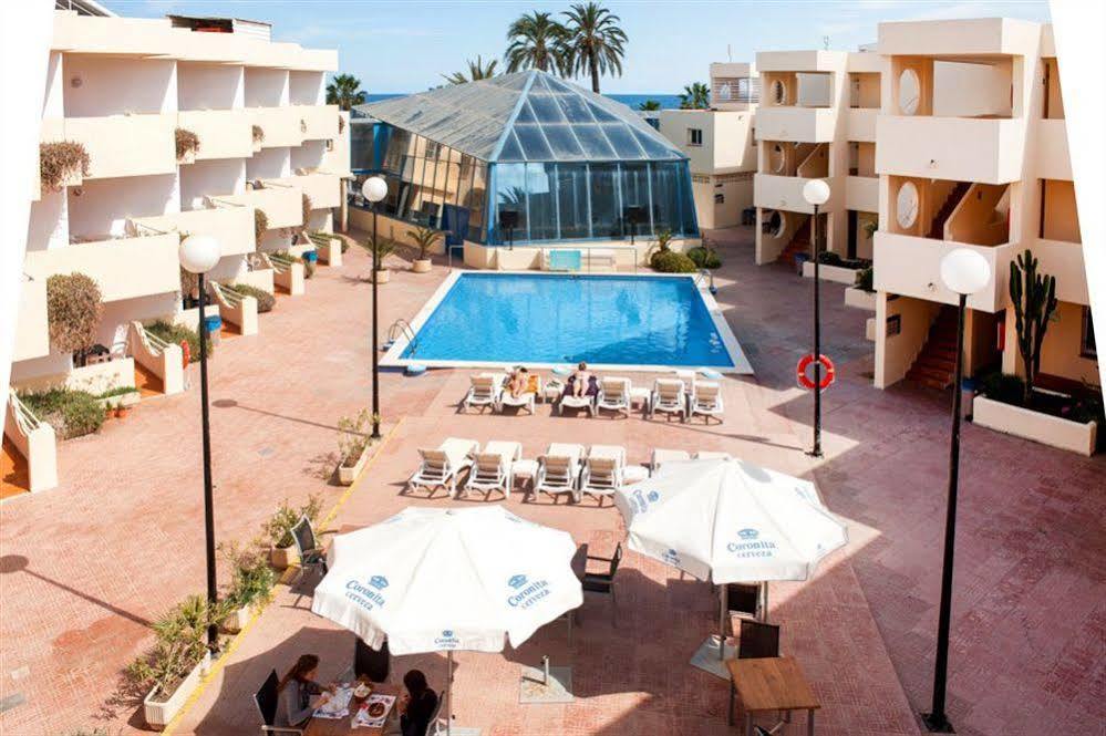 Apartamentos Bora Bora - Adults Only Playa d'en Bossa Esterno foto