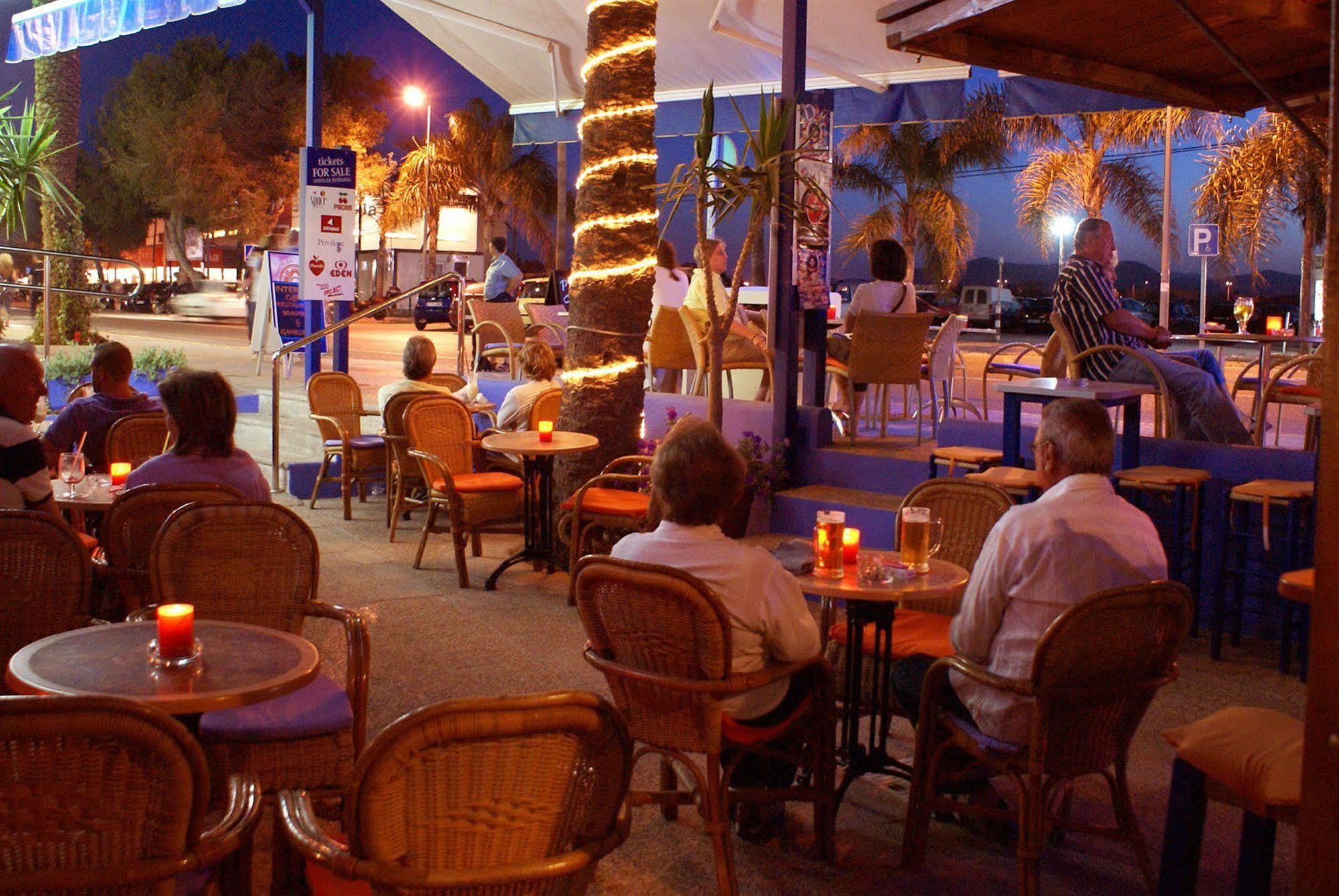 Apartamentos Bora Bora - Adults Only Playa d'en Bossa Esterno foto